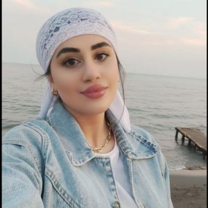 دلارام حمید آبادی